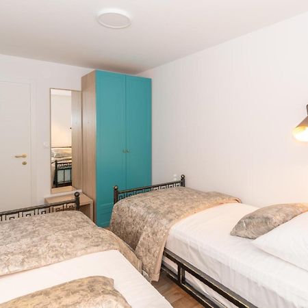 Ivka Makarska - Modern And Luxurious Oldtown Apartament Dış mekan fotoğraf