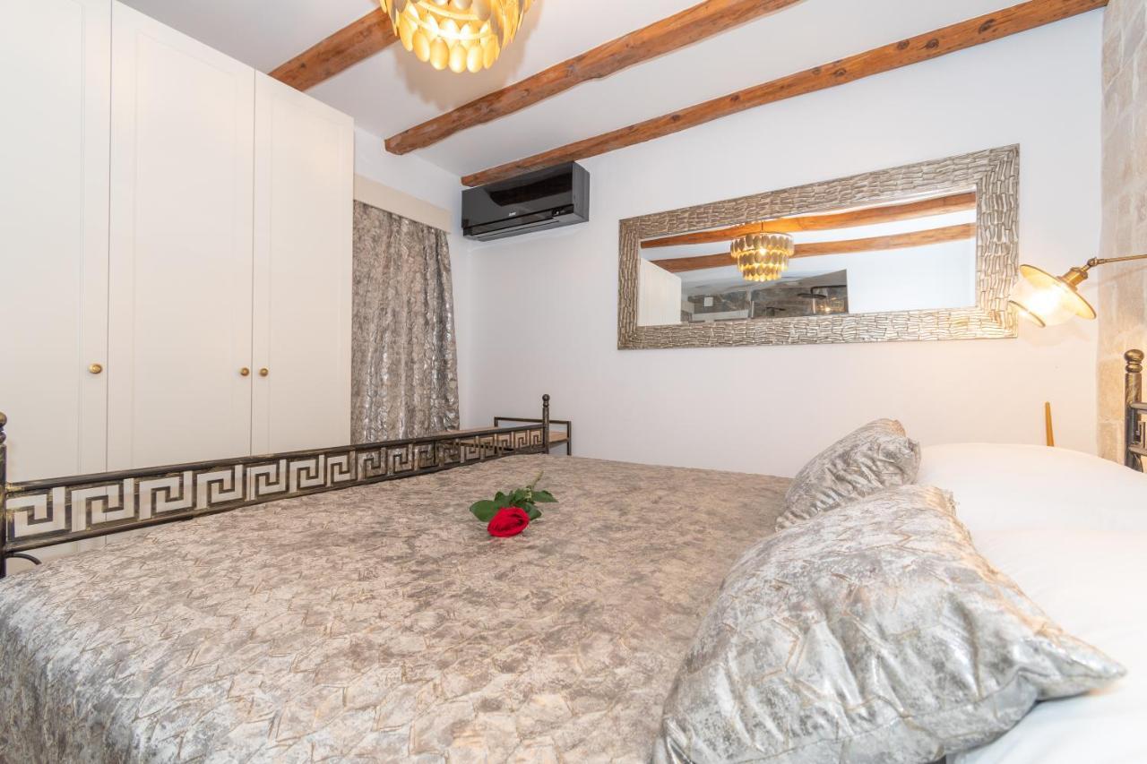 Ivka Makarska - Modern And Luxurious Oldtown Apartament Dış mekan fotoğraf
